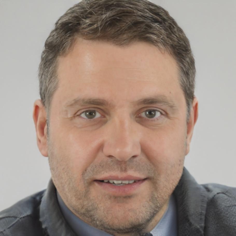 Erfahrener Finanzexperte und Dozent